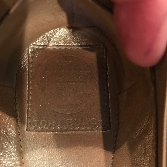 Tory Burch gold metallic flat - Picture 7 of 7